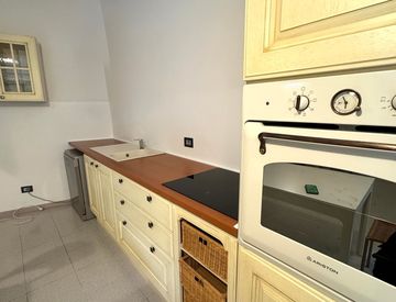 Cucina - Bilocale in Vendita in Corso Martiri della Liberazione a Lecco