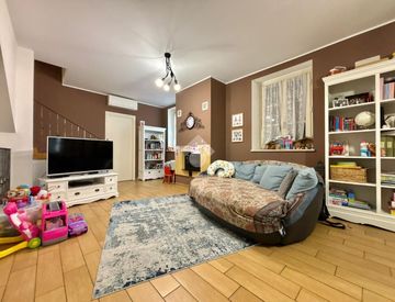Soggiorno - Casa indipendente in Vendita in Via Guglielmo Marconi 4 a Rivolta d'Adda