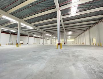 Vista - Magazzino in Affitto in Via roma a Vigasio