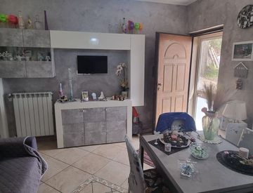 Foto 1 di 10 - Casa indipendente in Vendita in zona Gagliano-Mater Domini a Catanzaro