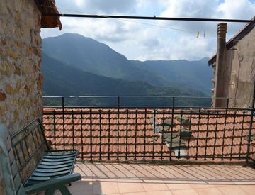 Terrazza - Appartamento in Vendita in Via Paramuro 1 a Bajardo