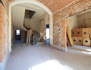 Foto 1 di 42 - Villa in Vendita in Via Giovanni XXIII 33 a Castelfranco di Sotto