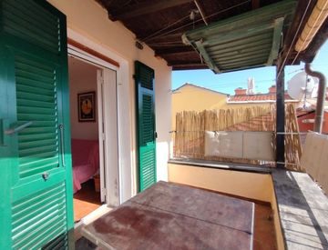 Terrazza - Rustico, casale in Vendita in Via Dante 58 a Civezza