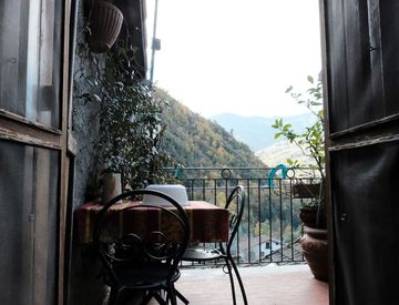 Terrazza - Appartamento in Vendita in Via Carriera Piana 34 a Pigna
