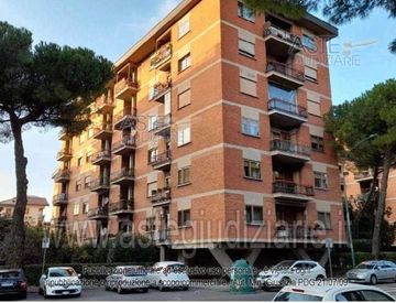 Vista - Appartamento in Vendita in Viale Galileo Galilei a Prato