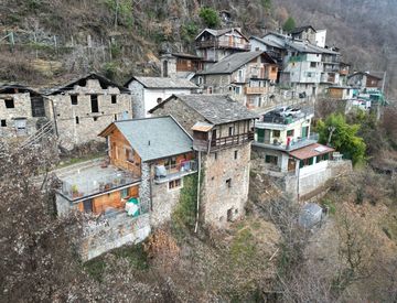 Facciata - Rustico, casale in Vendita in Via Dosso Sotto 7 a Tartano