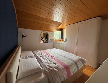 Camera da letto - Quadrilocale in Vendita in zona Centro a Chiusa