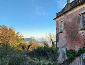 Rustico Casale in Vendita in Via san michele a Lavagna 640mq