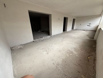 Terrazza - Quadrilocale in Vendita in Via G. Paietta a Lusciano