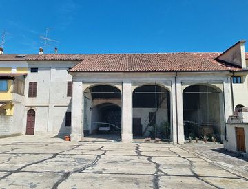 Foto 1 di 28 - Rustico, casale in Vendita in Torino a Palazzolo Vercellese