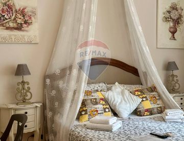 Camera da letto - Casa indipendente in Vendita in Via Santa Sofia 19 a Modica