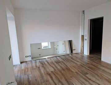 Stanza - Casa indipendente in Vendita in Via Claudia Augusta a Bolzano