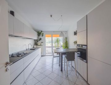Cucina - Attico, mansarda in Vendita in Via Santa Maddalena di Sotto a Bolzano