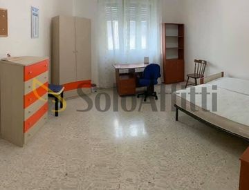 Camera da letto - Stanza in Affitto in Via Etnea 728 a Catania