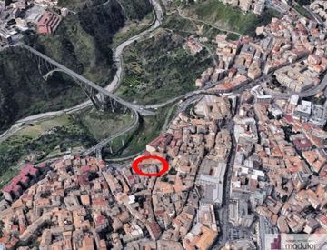 Foto 1 di 2 - Appartamento in Vendita in Piazza Sant'Angelo a Catanzaro