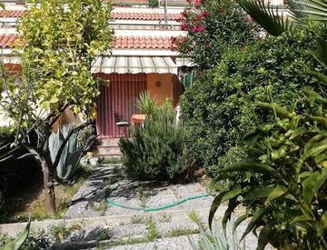 Foto 1 di 6 - Bilocale in Vendita in Viale europa a Vallebona