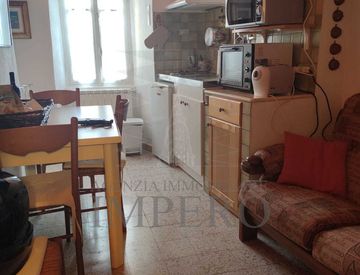 Soggiorno - Bilocale in Vendita in Via Cima a Dolceacqua