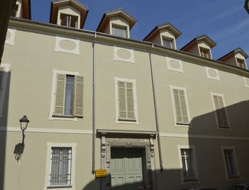 Foto 1 di 13 - Quadrilocale in Vendita in Via Camillo Leone 16 a Vercelli