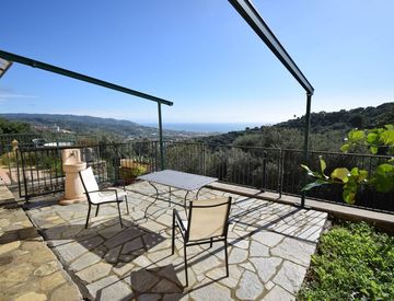 Terrazza - Bilocale in Vendita in Strada Catella a Diano Marina