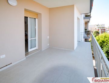 Terrazza - Quadrilocale in Vendita in Via Croce del Sud 100 a Rimini