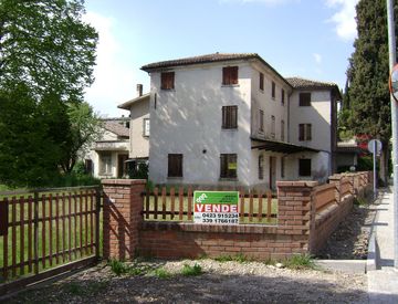 Facciata - Casa indipendente in Vendita in Via laguna a Altivole