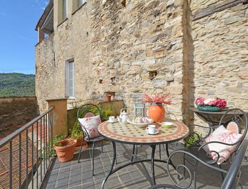 Terrazza - Rustico, casale in Vendita in Via Fontana a Dolcedo