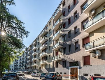 Vista - Appartamento in Vendita in Via Kharkov a Bologna