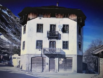 Vista - Quadrilocale in Vendita in Frazione Grande Golette a La Thuile