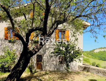 Facciata - Trilocale in Vendita in Frazione Monterolo a Pergola