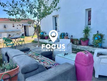 Soggiorno - Casa bifamiliare in Vendita in zona Centro a Fucecchio