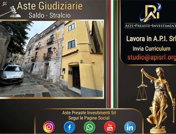 Foto 1 di 29 - Appartamento in Vendita in Via Ercolino Scalfaro 40 a Catanzaro