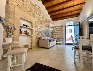 Foto 1 di 28 - Casa indipendente in Vendita in Chiasso Pilieri 3 a Ragusa