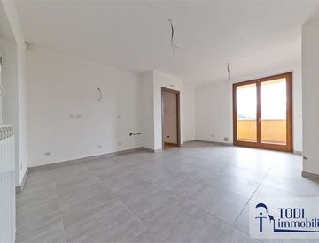 Stanza - Bilocale in Vendita in Viale di Montesanto a Todi