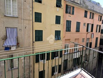 Vista - Quadrilocale in Vendita in Via del Campo 13 a Genova