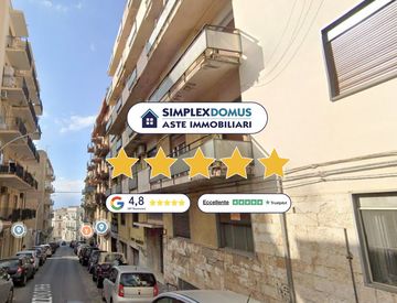 Foto 1 di 32 - Trilocale in Vendita in Via E. Cuzzocrea a Reggio Calabria