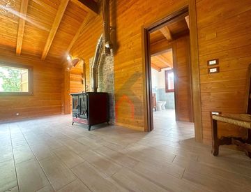 Foto 1 di 33 - Casa indipendente in Vendita a Predappio