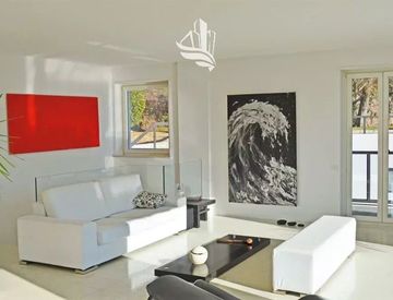 Foto 1 di 24 - Casa indipendente in Vendita in Via Merano 100 a Bolzano