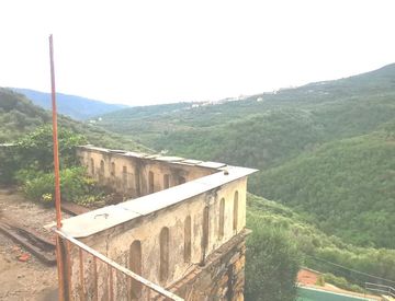 Terrazza - Rustico, casale in Vendita in villa Guardia a Pontedassio