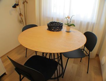 Soggiorno - Bilocale in Vendita in Riva-del-Garda-Straße a Bolzano