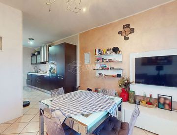 Camera da letto - Trilocale in Vendita in Via Giardini Nord a Pavullo nel Frignano