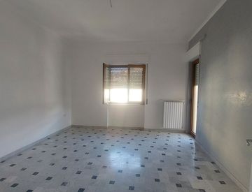 Stanza - Trilocale in Affitto in Via Palmiro Togliatti a Ercolano