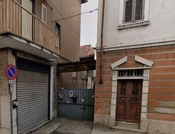 Foto 1 di 24 - Bilocale in Vendita in Via Martiri della Libertà 126 a Livorno Ferraris