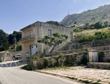 Foto 1 di 16 - Casa indipendente in Vendita a Alcamo