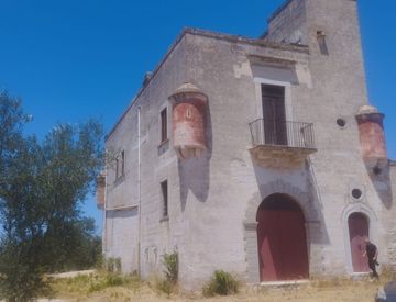 Foto 1 di 7 - Rustico, casale in Vendita in Ex Strada Statale 98bis 411 a Andria