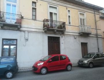 Foto 1 di 5 - Quadrilocale in Vendita in Via Ettore Vitale 13 a Catanzaro