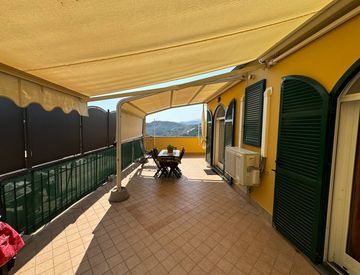 Terrazza - Trilocale in Vendita in Strada Provinciale 50 a Pompeiana