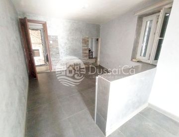 Foto 1 di 21 - Casa bifamiliare, trifamiliare in Vendita in Via Piè Castello 30 a Castel Vittorio