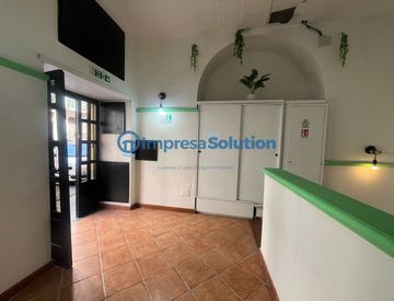 Cucina - Ufficio in Affitto in Via Giovanni Chiarini a Napoli