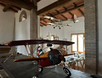 Foto 1 di 10 - Casa indipendente in Vendita in Via Casa Martini a Serramazzoni