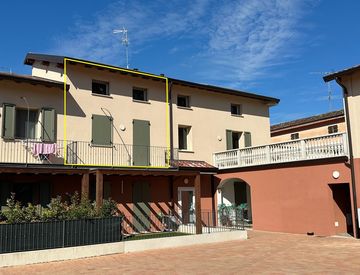 Facciata - Quadrilocale in Vendita in Via Giuseppe Verdi 26 a Torre de' Picenardi